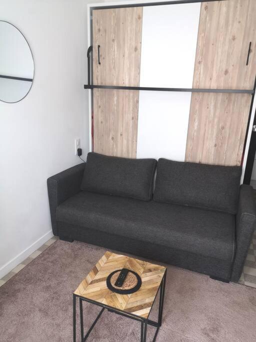Chambre 2 Pas Du Centre-Ville 지조르 외부 사진